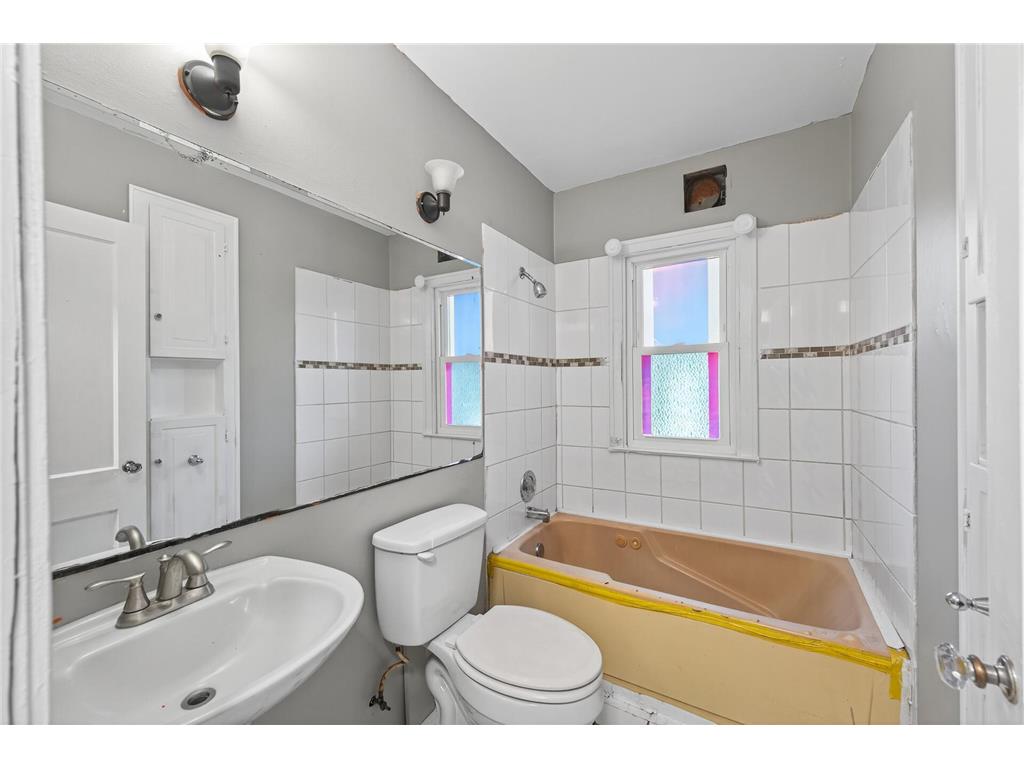 834 Iroquois Avenue Saint Paul MN 55119 7079701 image18