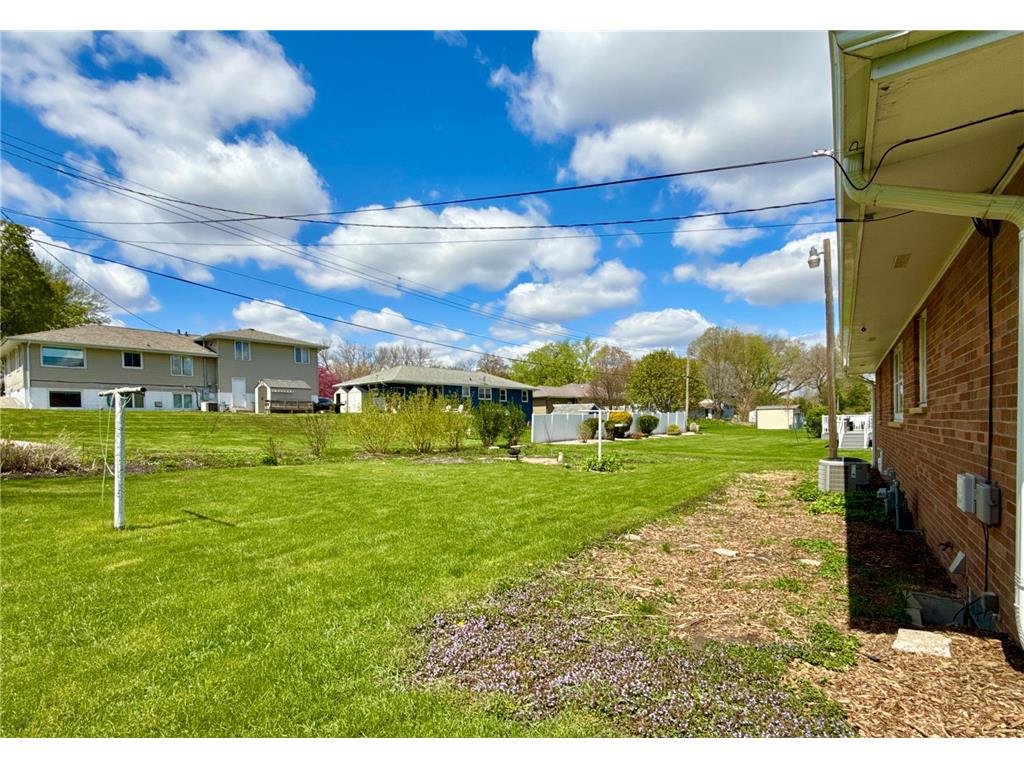 834 S Orient Street Fairmont MN 56031 7064766 image36