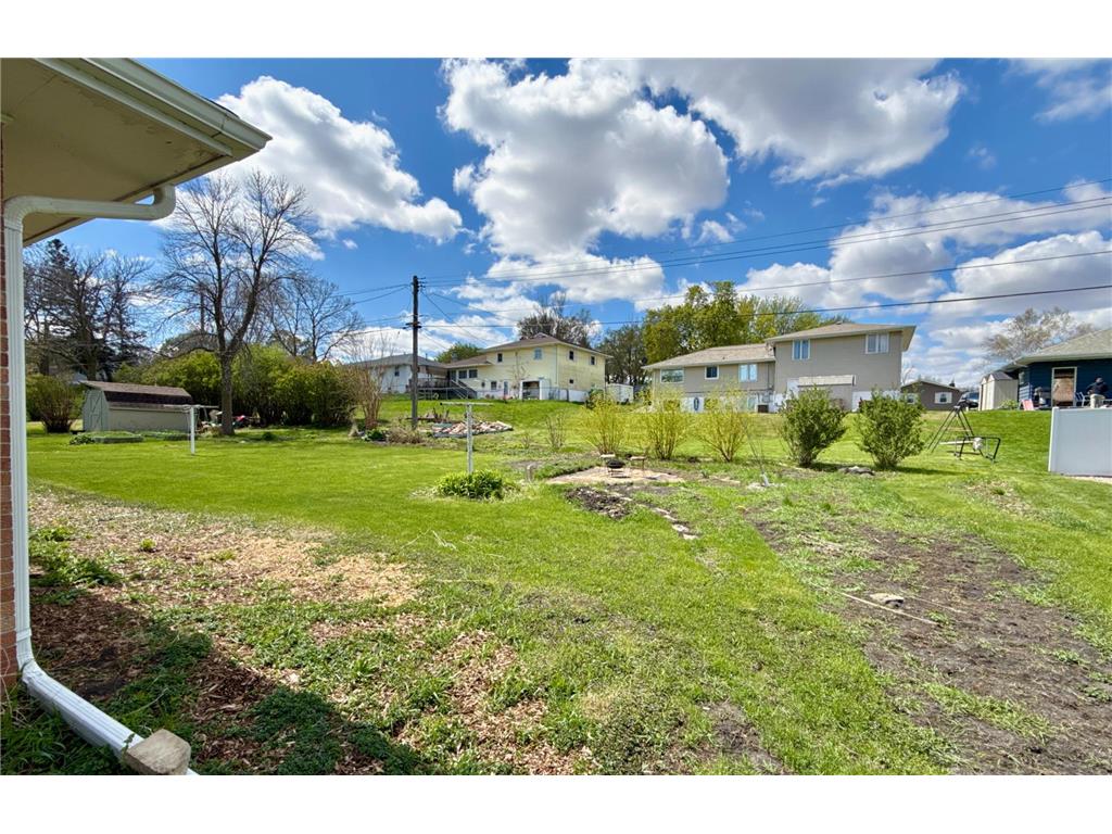 834 S Orient Street Fairmont MN 56031 7064766 image37
