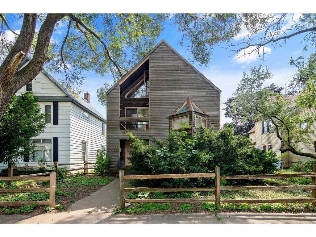 834 Van Buren Avenue Saint Paul MN 55104 6588496 image1