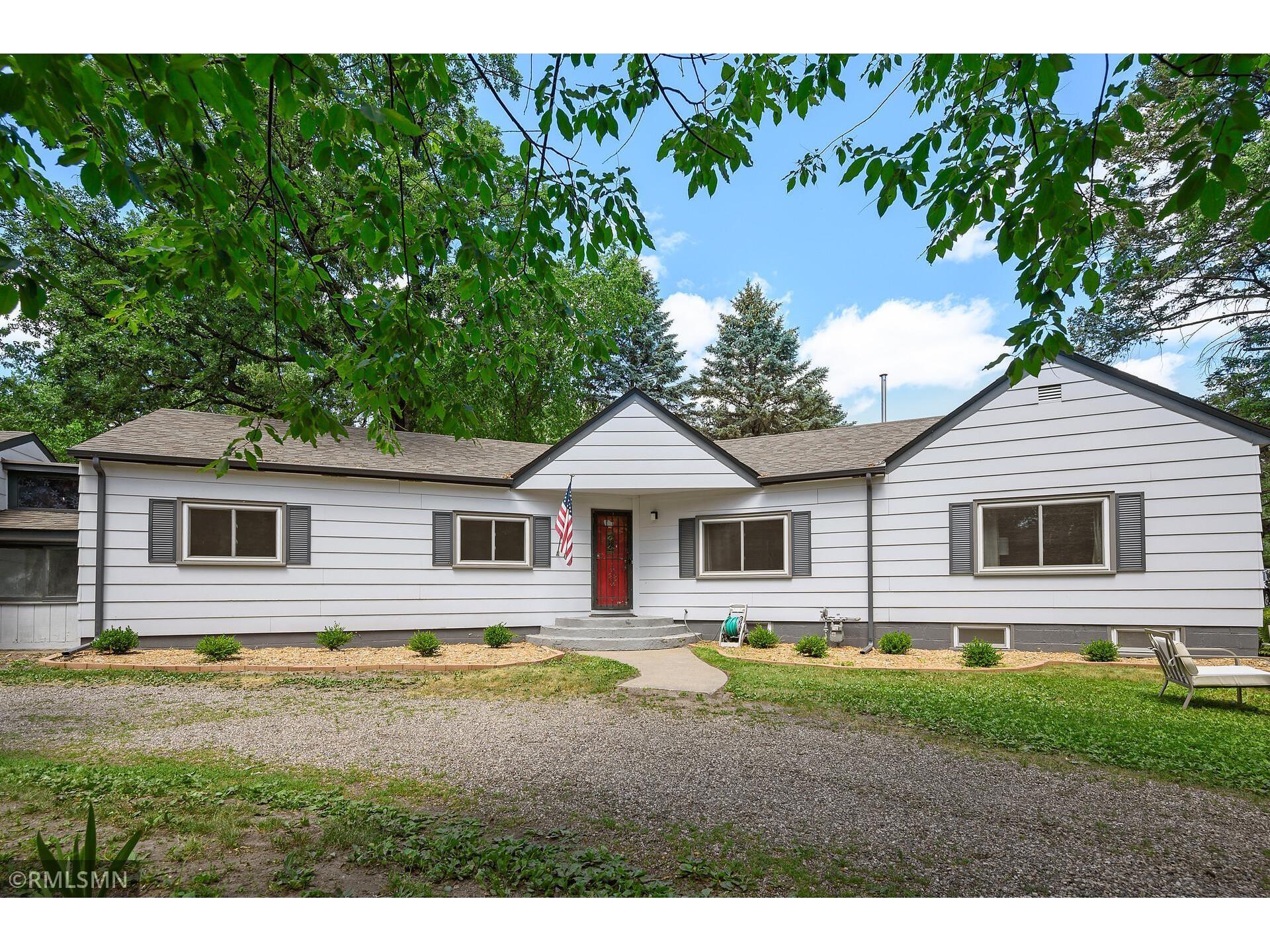 8340 Red Oak Drive, Mounds View, MN, 55112 MLS 7111562 Edina Realty