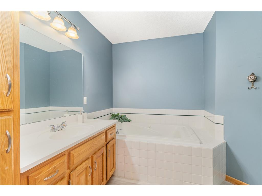 8345 Grace Court Victoria MN 55386 6815670 image8