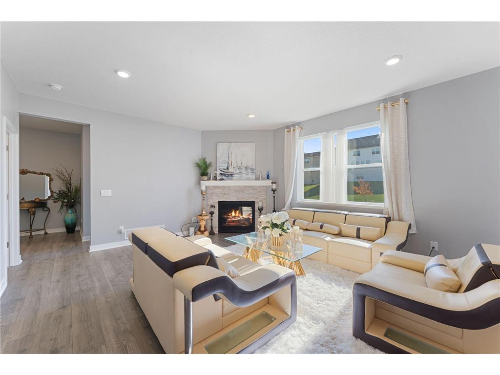 8345 Shire Trail Woodbury MN 55129 6808697 image11