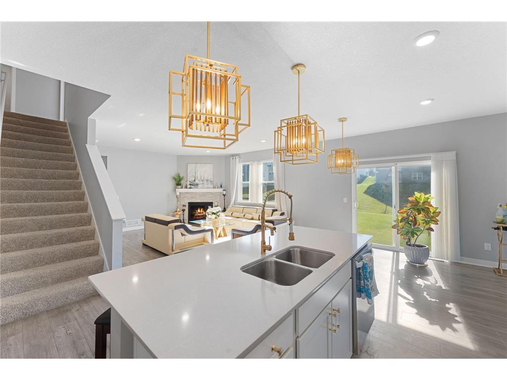 8345 Shire Trail Woodbury MN 55129 6808697 image14