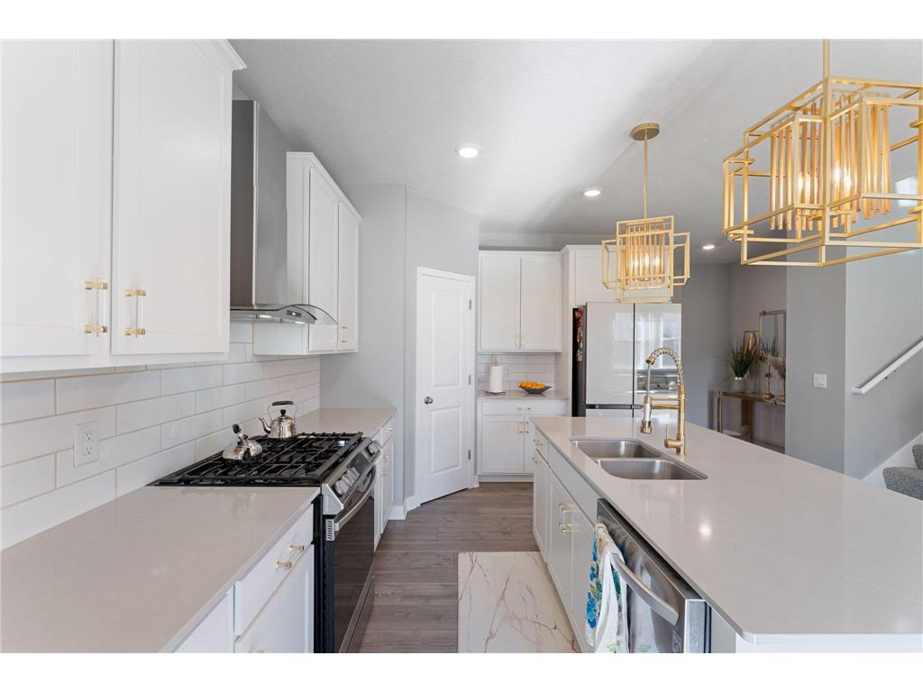 8345 Shire Trail Woodbury MN 55129 7012349 image16