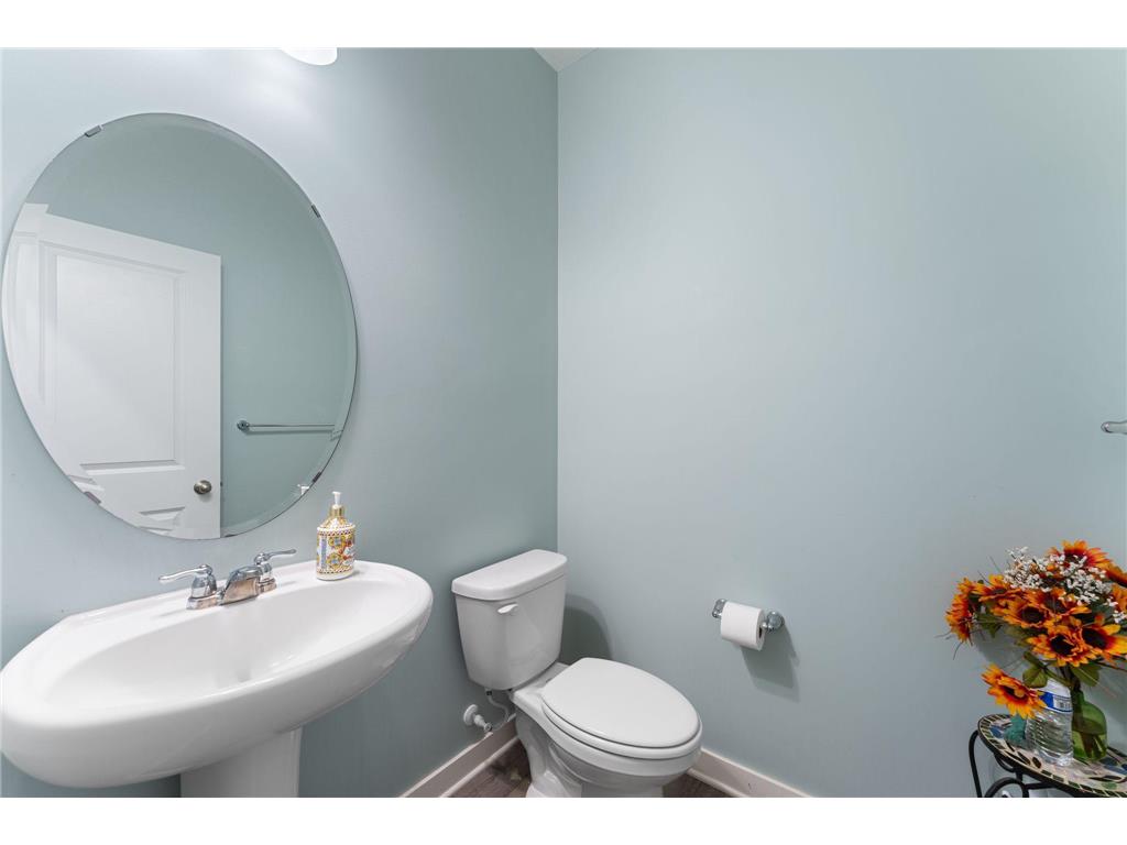 8345 Shire Trail Woodbury MN 55129 7012349 image30