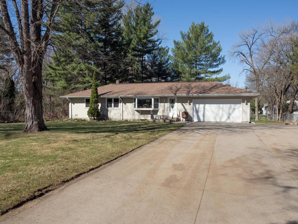 8346 Groveland Road Mounds View MN 55112 7056029 image1