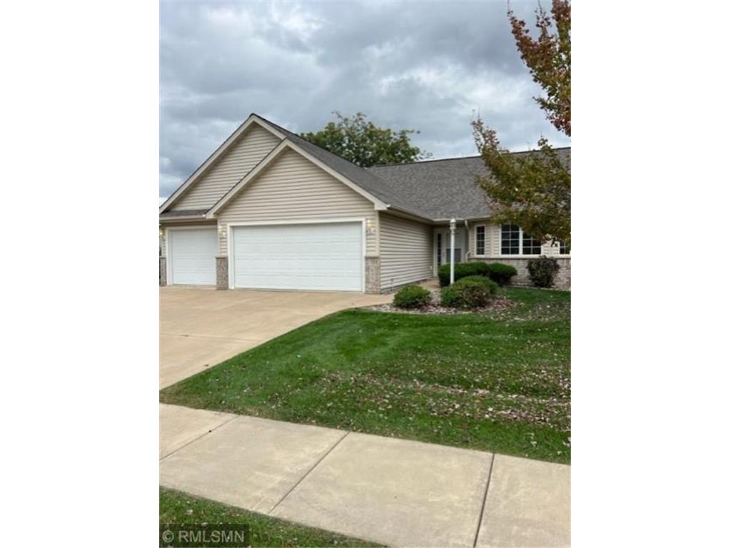 835 Aurora Circle Red Wing MN 55066 6452570 image1