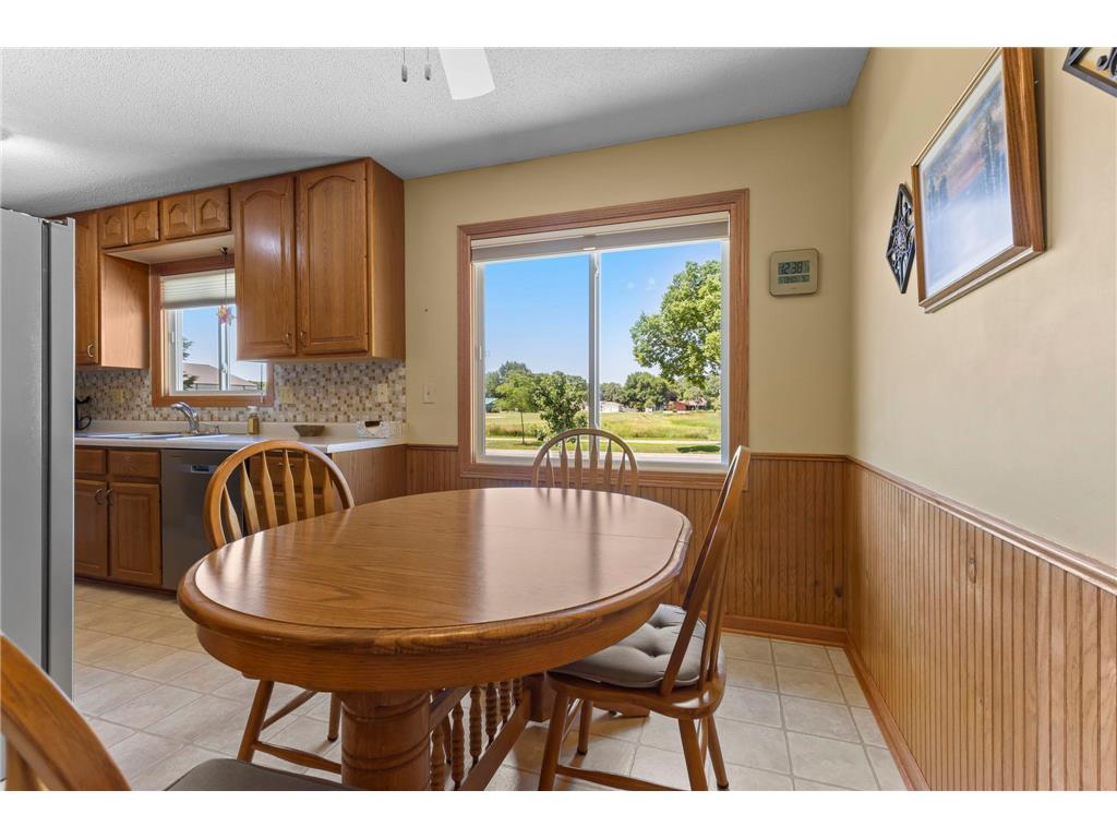 835 Harrington Street SW Hutchinson MN 55350 7064105 image11