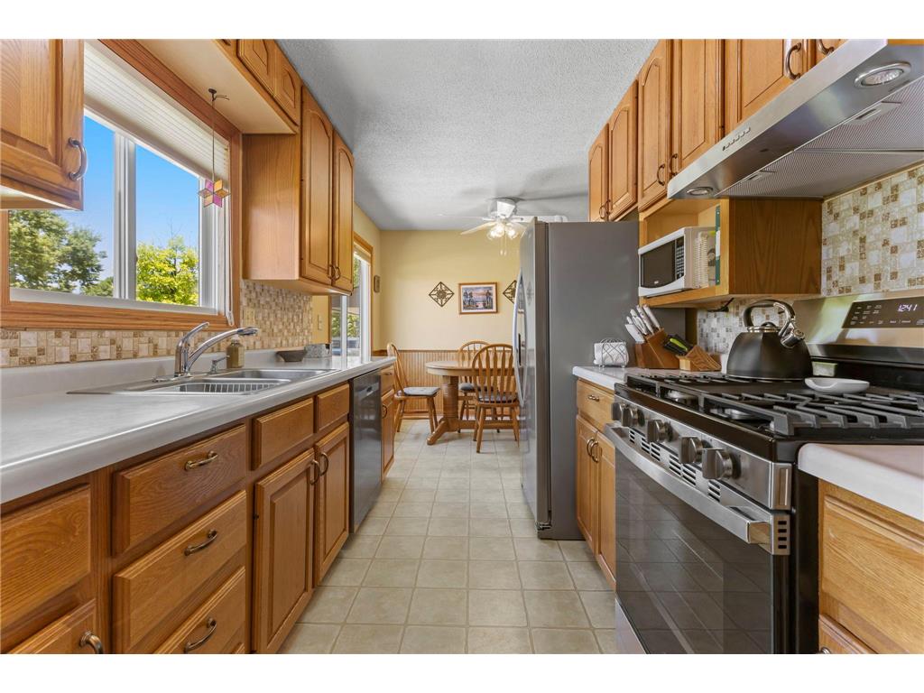 835 Harrington Street SW Hutchinson MN 55350 7064105 image14