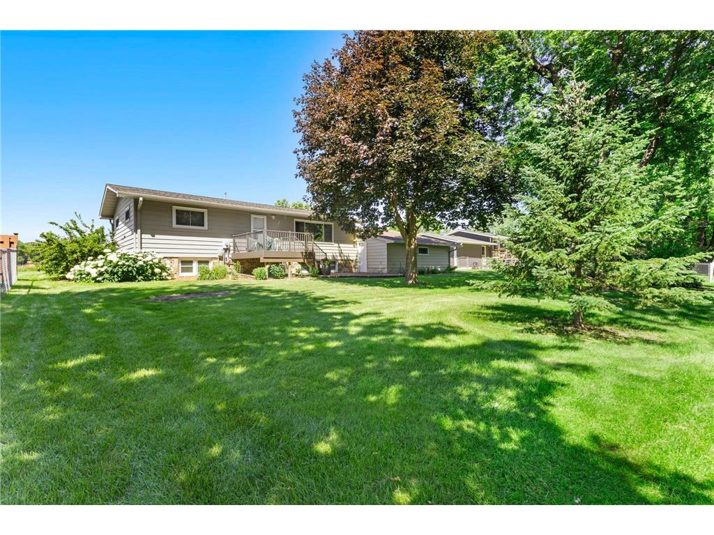 835 Harrington Street SW Hutchinson MN 55350 7064105 image2