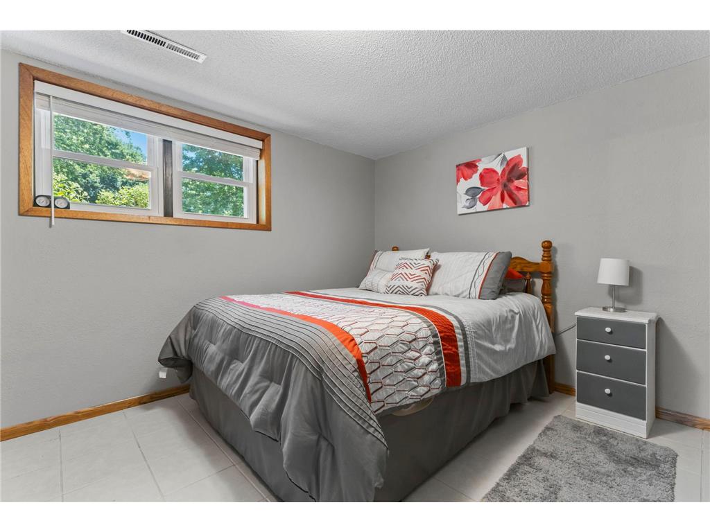 835 Harrington Street SW Hutchinson MN 55350 7064105 image25