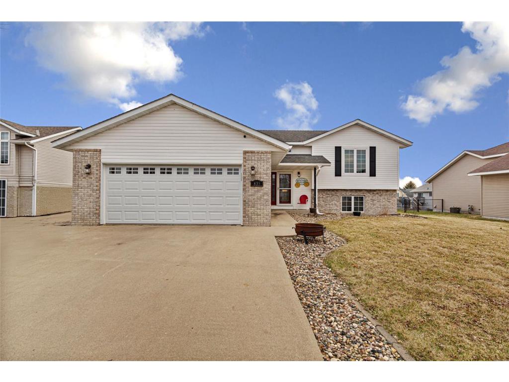 835 Lee Street NE Owatonna MN 55060 6696706 image1