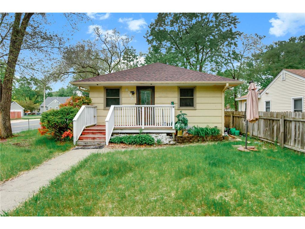 8352 Blaisdell Avenue S Bloomington MN 55420 7088703 image1