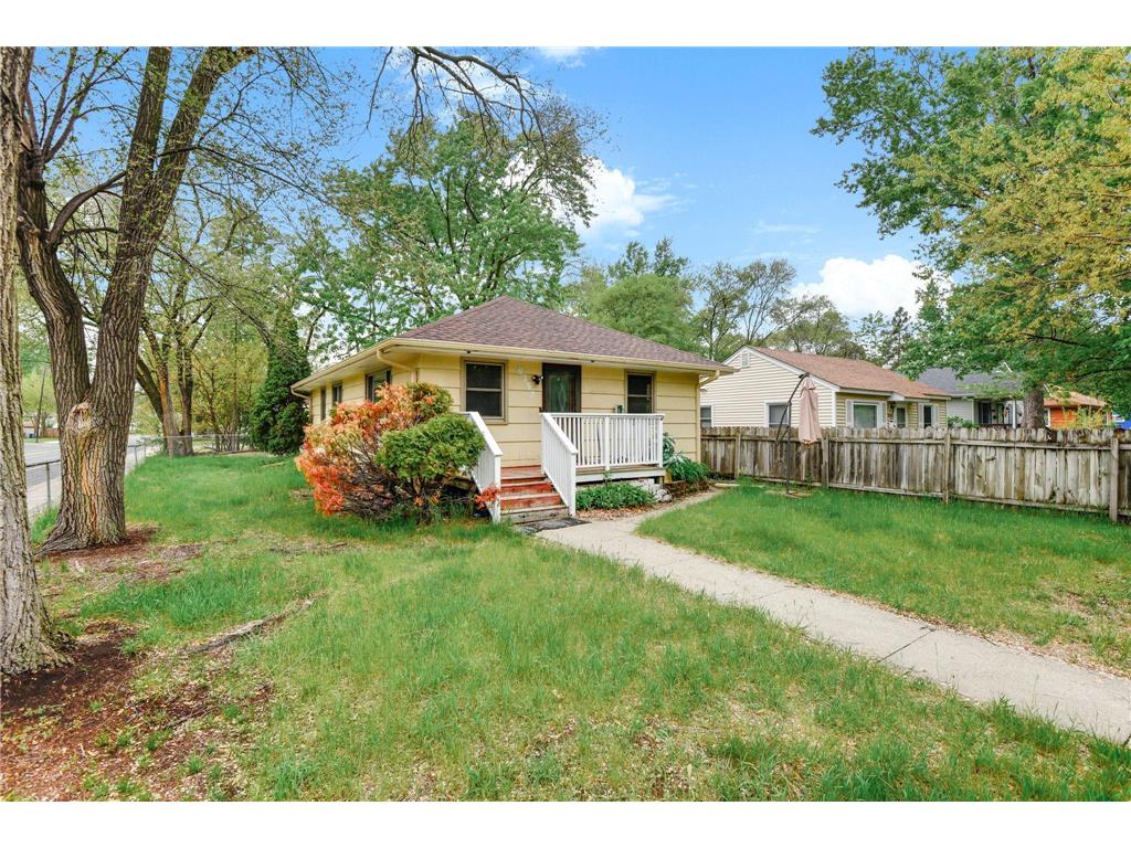 8352 Blaisdell Avenue S Bloomington MN 55420 7088703 image2