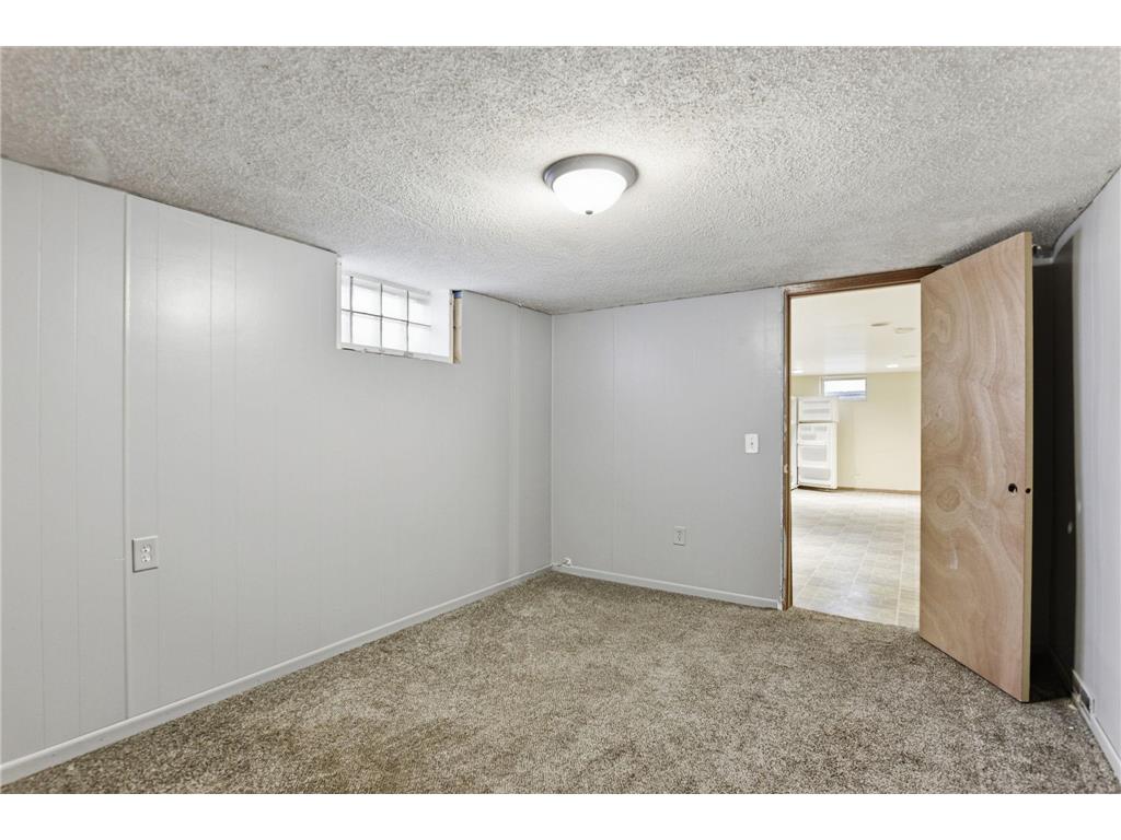 8352 Blaisdell Avenue S Bloomington MN 55420 7088703 image25