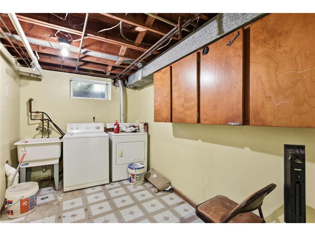 8352 Blaisdell Avenue S Bloomington MN 55420 7088703 image29