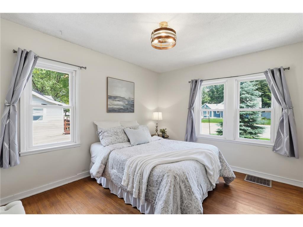 8352 Nicollet Avenue S Bloomington MN 55420 7033052 image13