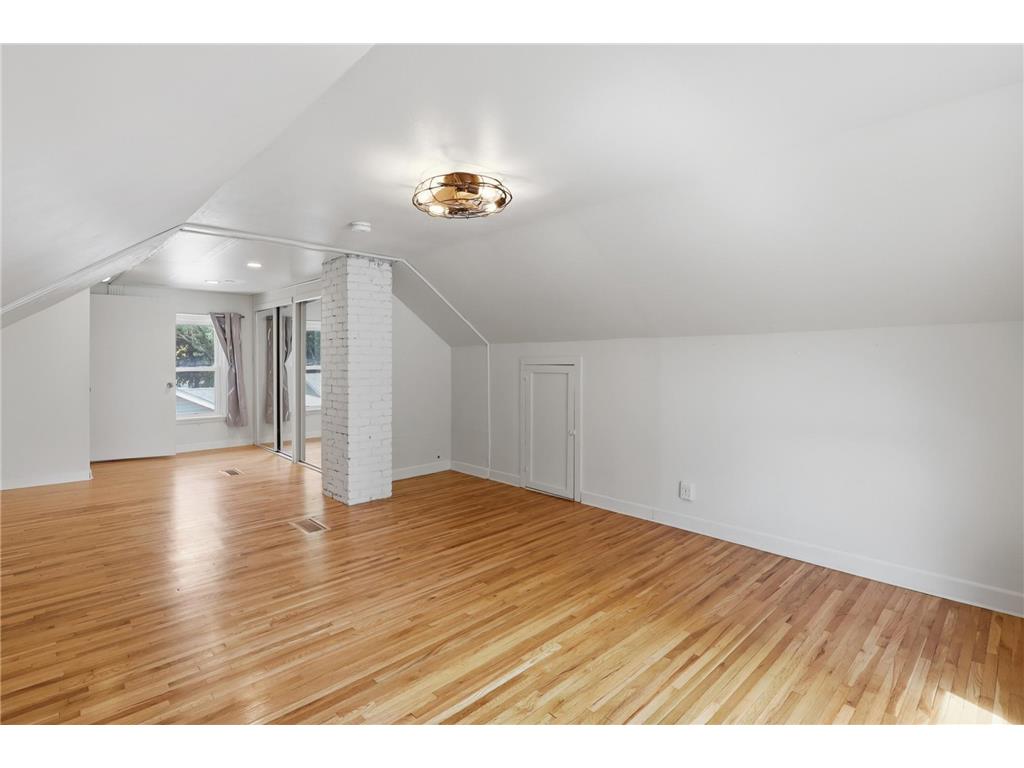 8352 Nicollet Avenue S Bloomington MN 55420 7033052 image20