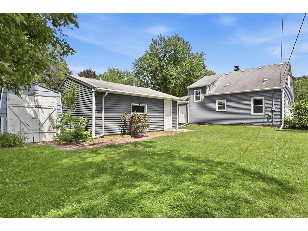 8352 Nicollet Avenue S Bloomington MN 55420 7033052 image36