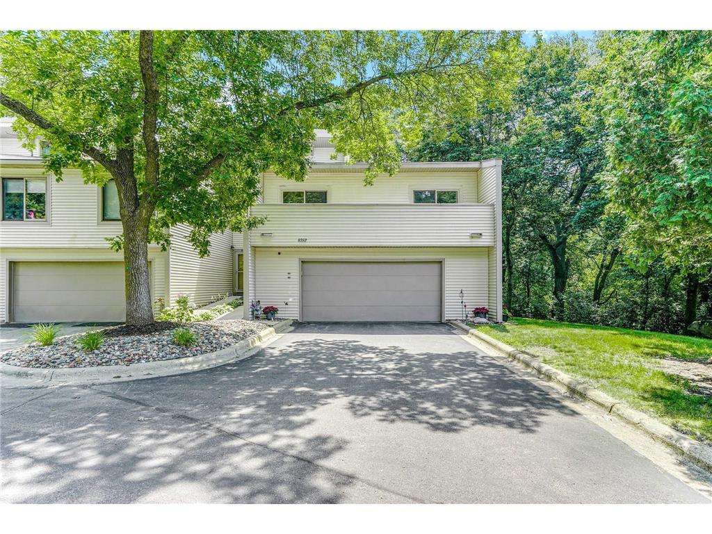 8352 Upper 138th Court Apple Valley MN 55124 6749261 image1