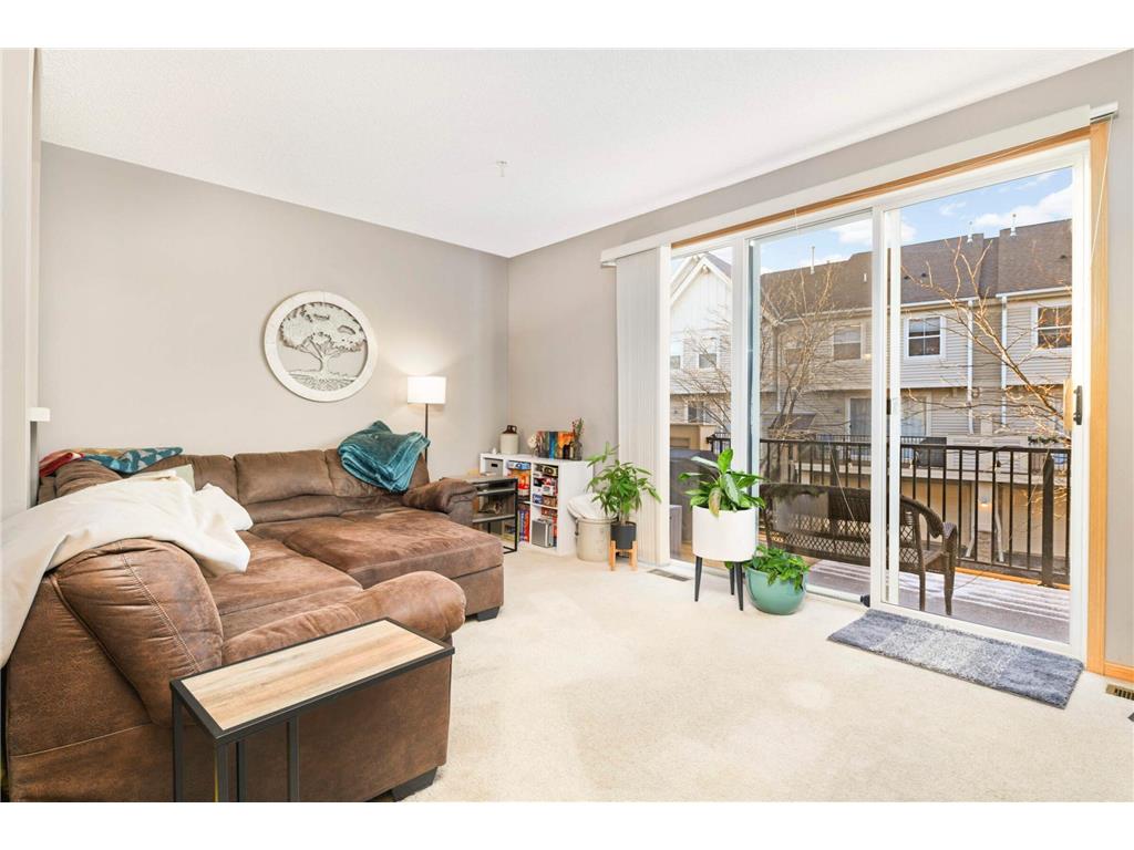 8357 Townsend Drive Eden Prairie MN 55344 6448060 image1