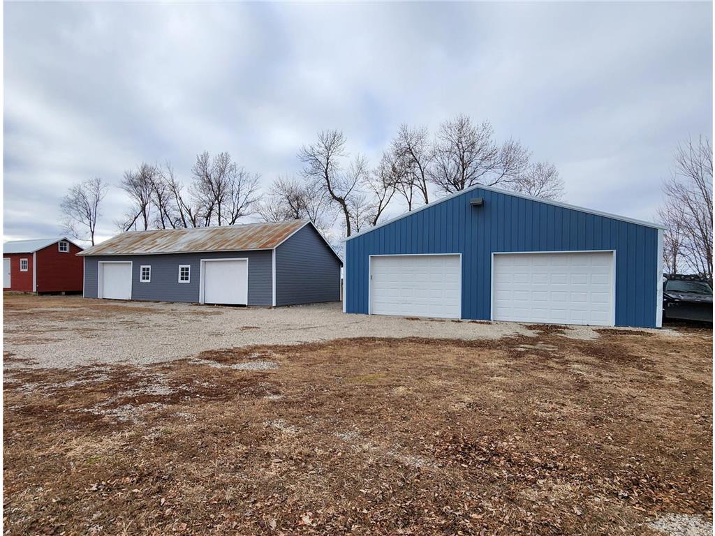 83581 405th Street, Bird Island, MN, 55310 MLS 6448978 Edina Realty