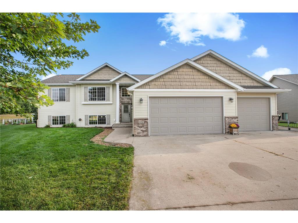 836 8th Street Loop NE Rice MN 56367 6789434 image1