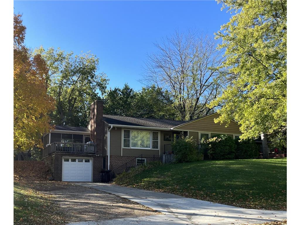 836 Highland Road Windom MN 56101 6621390 image1