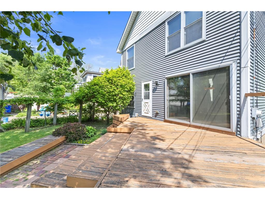 836 Minnehaha Avenue W Saint Paul MN 55104 7074497 image25