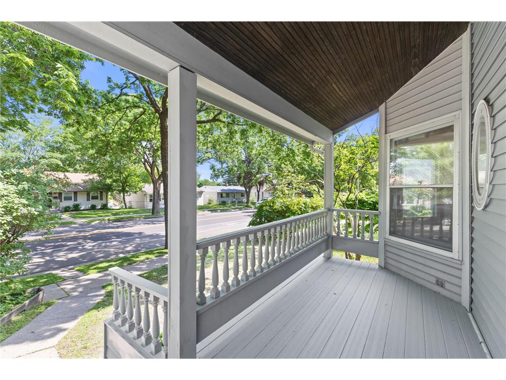 836 Minnehaha Avenue W Saint Paul MN 55104 7074497 image3