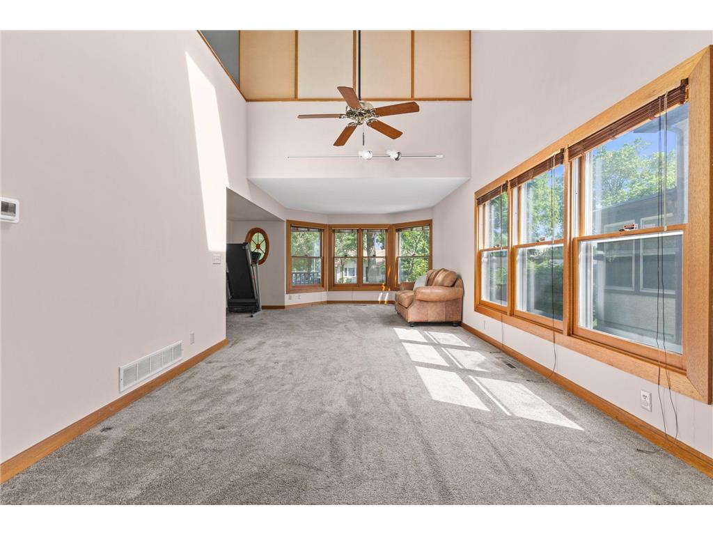 836 Minnehaha Avenue W Saint Paul MN 55104 7074497 image9