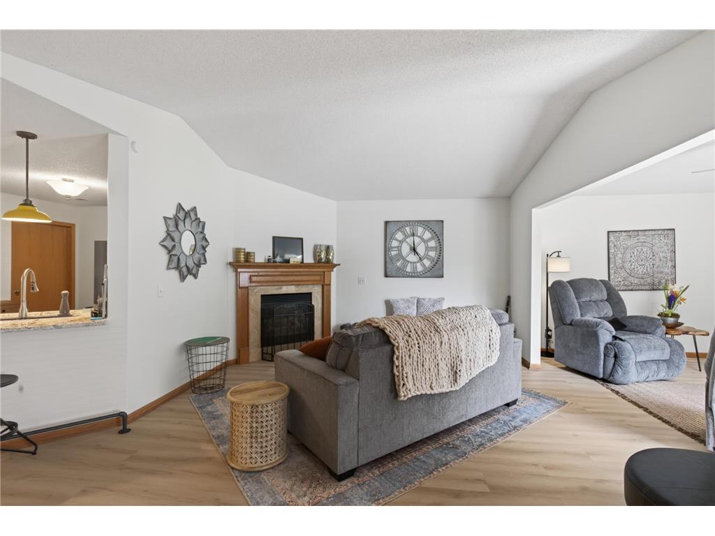 836 Roundhouse Street Shakopee MN 55379 7055784 image5