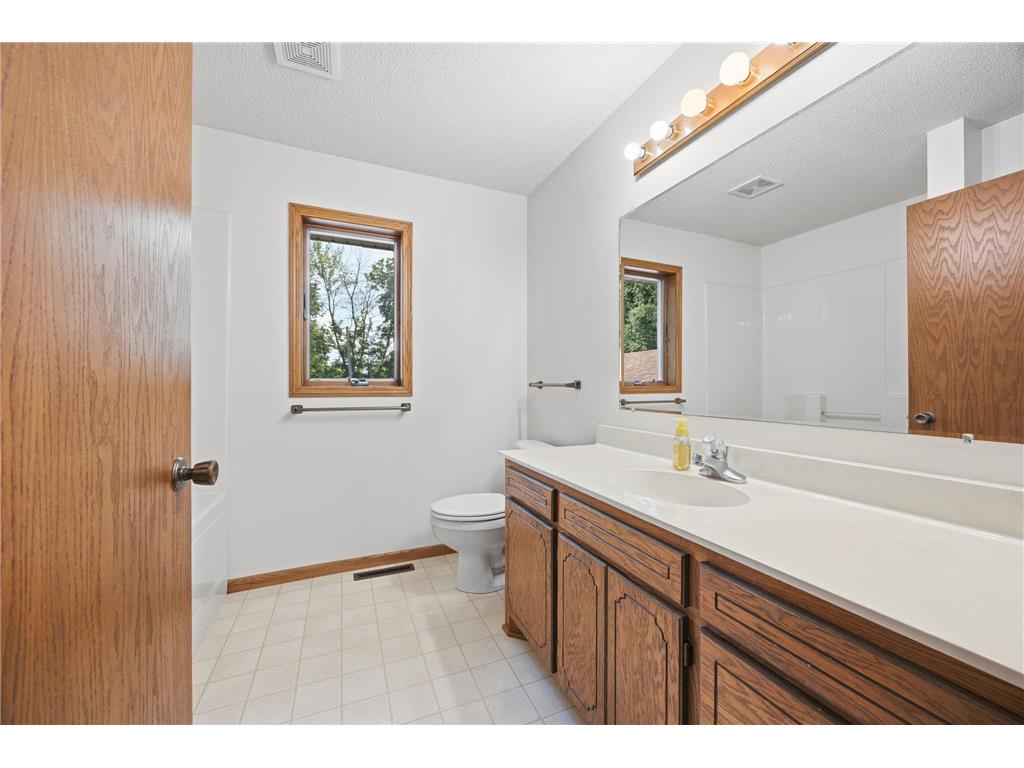 836 Southview Street SE Watertown MN 55388 7077857 image12