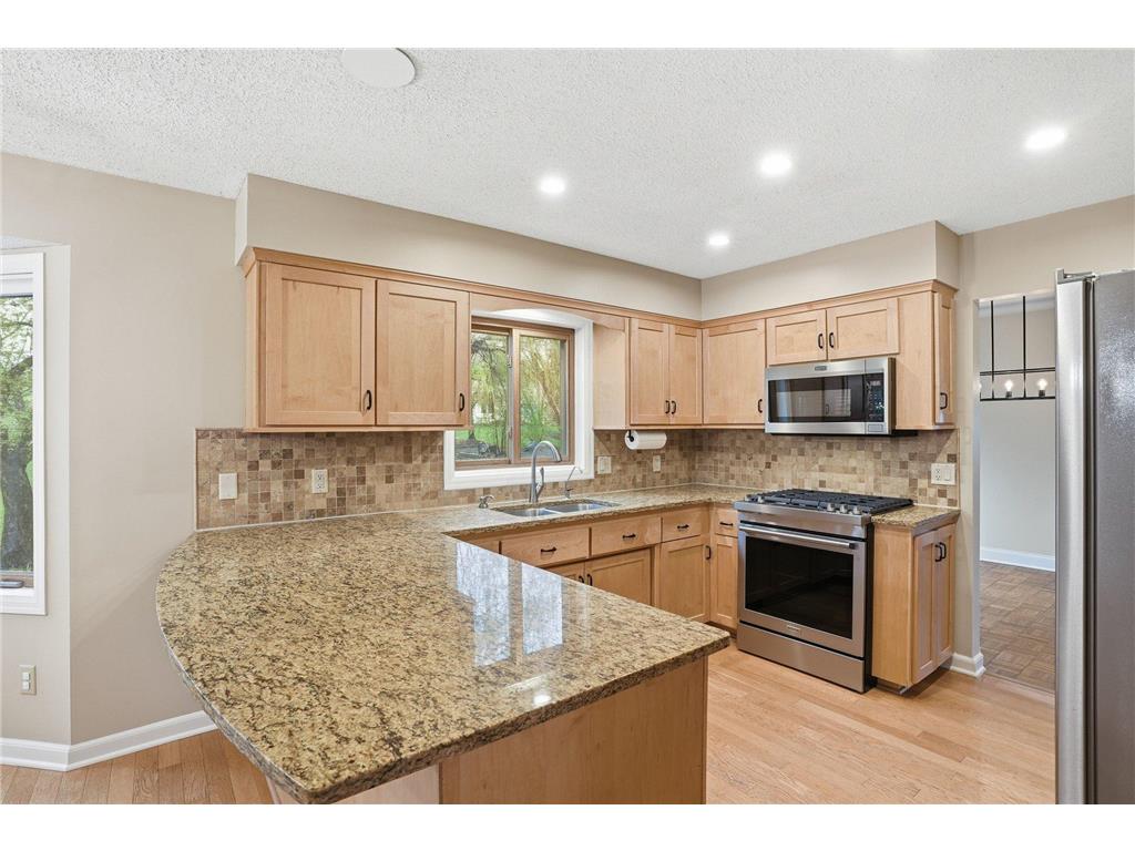 8361 W Lake Drive Chanhassen MN 55317 7060642 image12