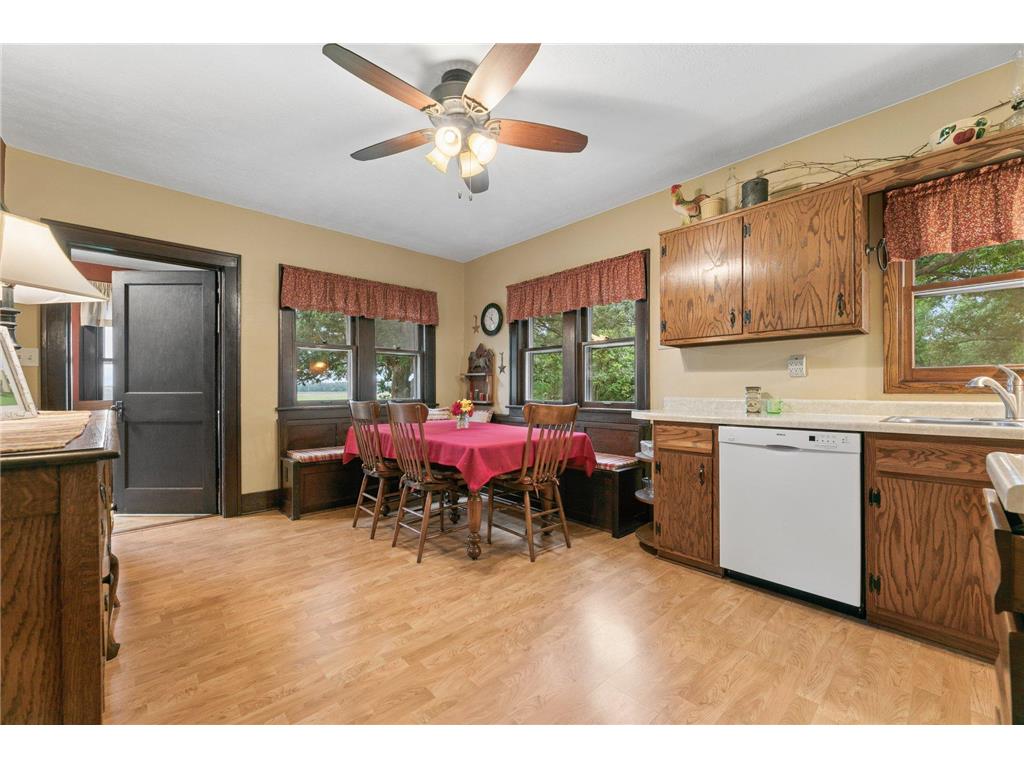8363 County Road 2 Glencoe Twp MN 55336 7105008 image11