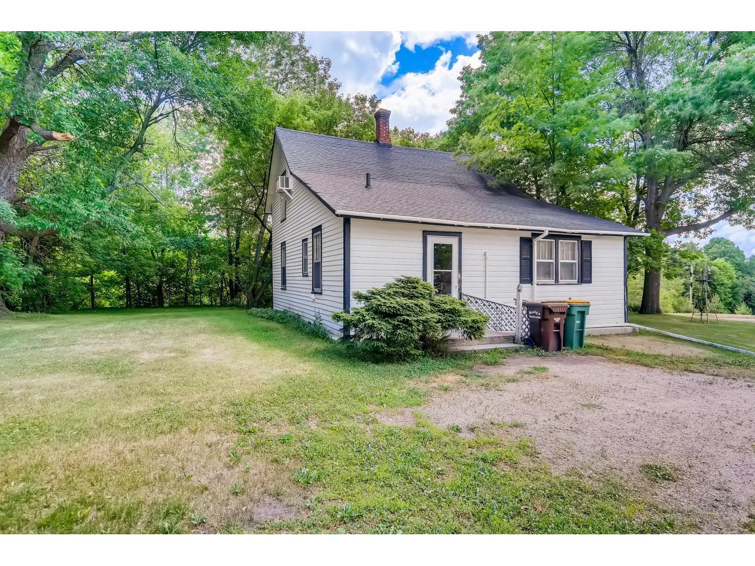 8365 Greenfield Road, Greenfield, MN, 55357 MLS 6009077 Edina Realty