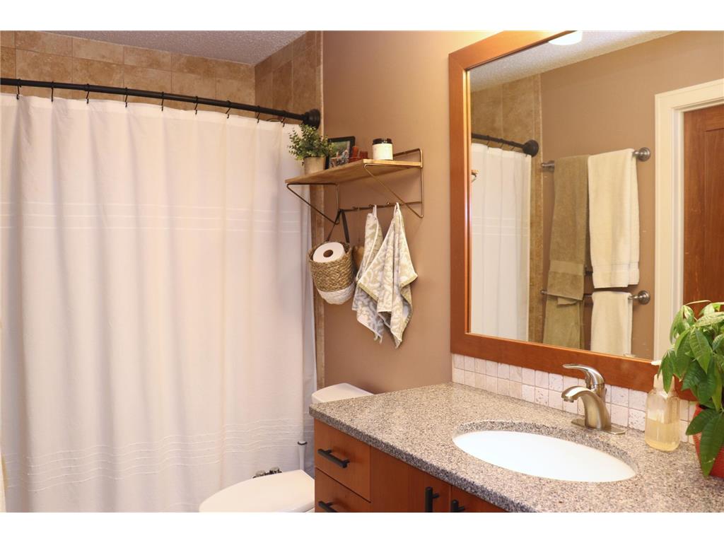 8365 Mitchell Road Eden Prairie MN 55347 7082690 image22