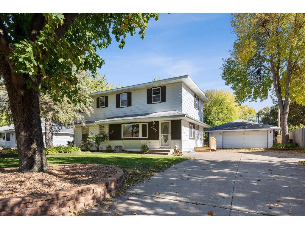 8369 Goodview Avenue S Cottage Grove Mn 55016 Edina Realty