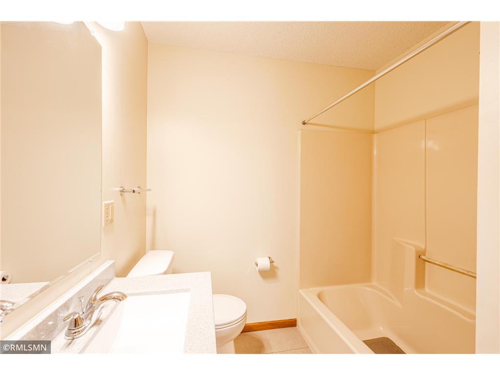837 Monroe Street Anoka MN 55303 7101951 image16