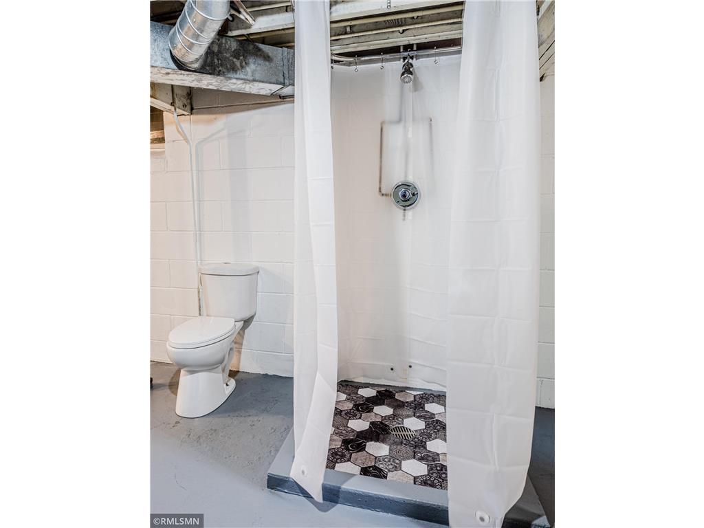 837 Monroe Street Anoka MN 55303 7101951 image37