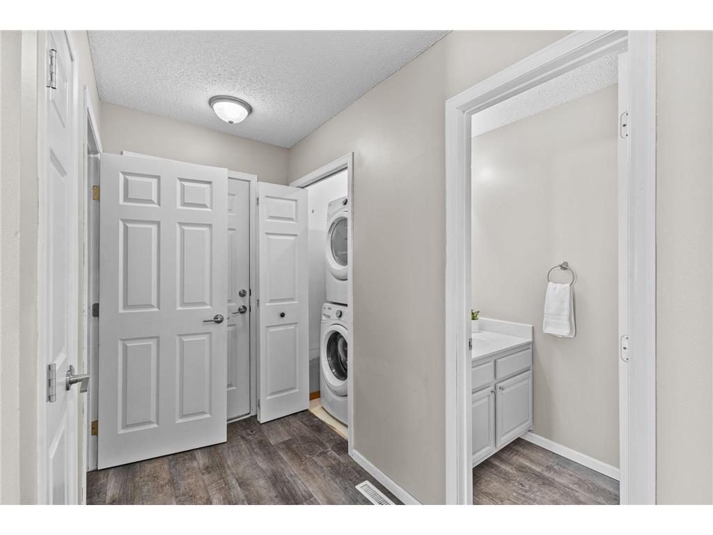 837 Summer Pines Circle Hudson WI 54016 7072991 image9
