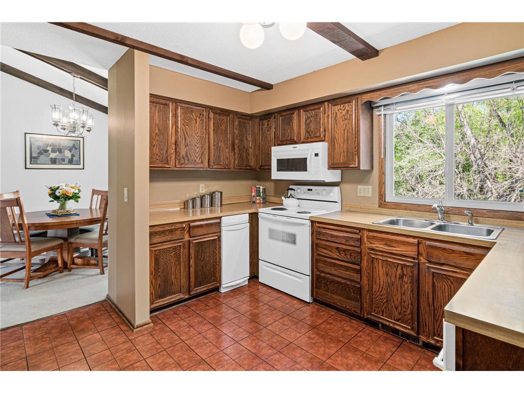 8370 W 107th Street Bloomington MN 55438 7047833 image12