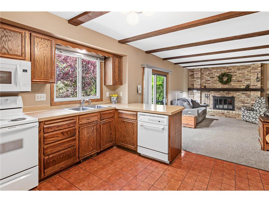 8370 W 107th Street Bloomington MN 55438 7047833 image13