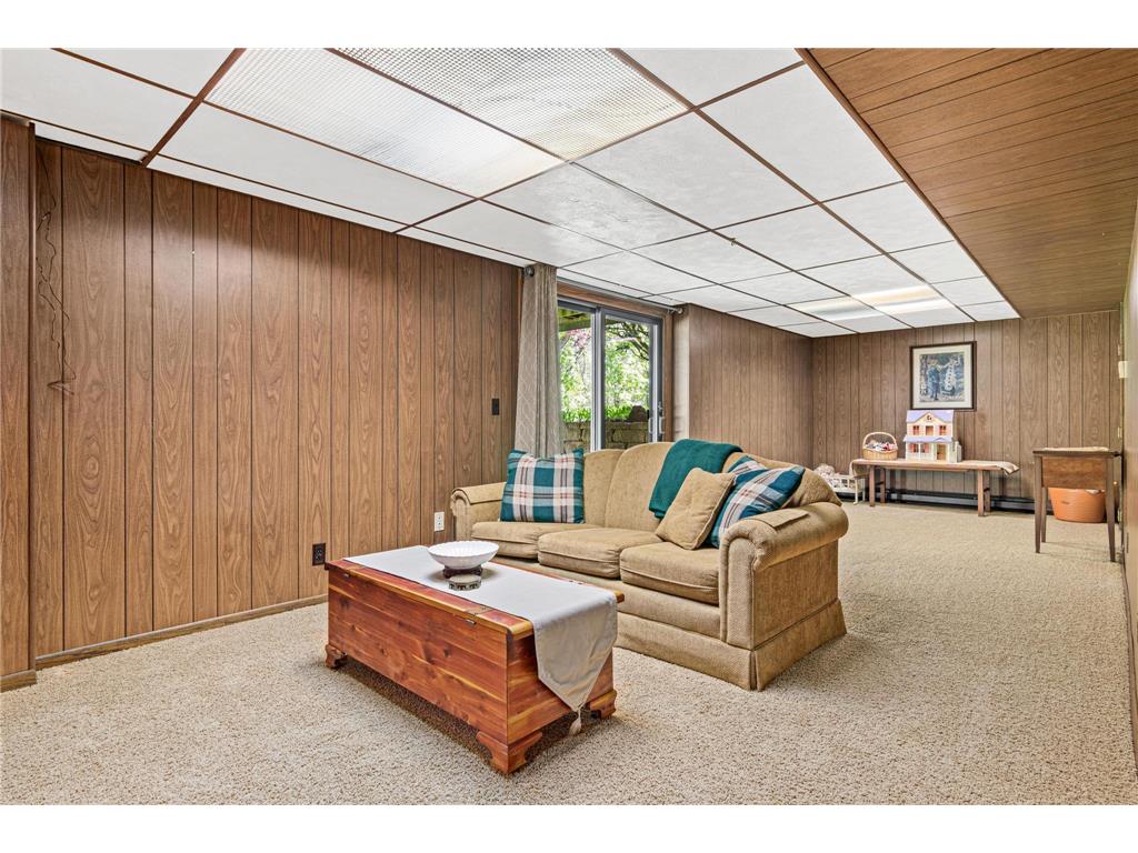 8370 W 107th Street Bloomington MN 55438 7047833 image20