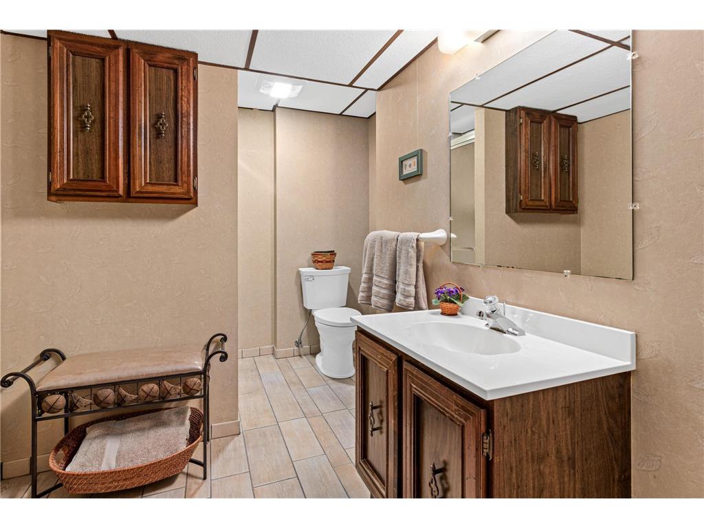 8370 W 107th Street Bloomington MN 55438 7047833 image22