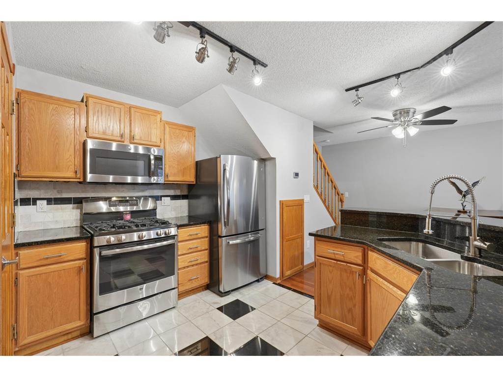 8372 Copperfield Way #113 Inver Grove Heights MN 55076 7039498 image11