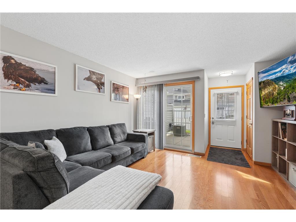 8372 Copperfield Way #113 Inver Grove Heights MN 55076 7039498 image16