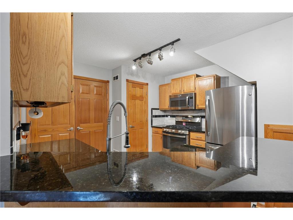 8372 Copperfield Way #113 Inver Grove Heights MN 55076 7039498 image9