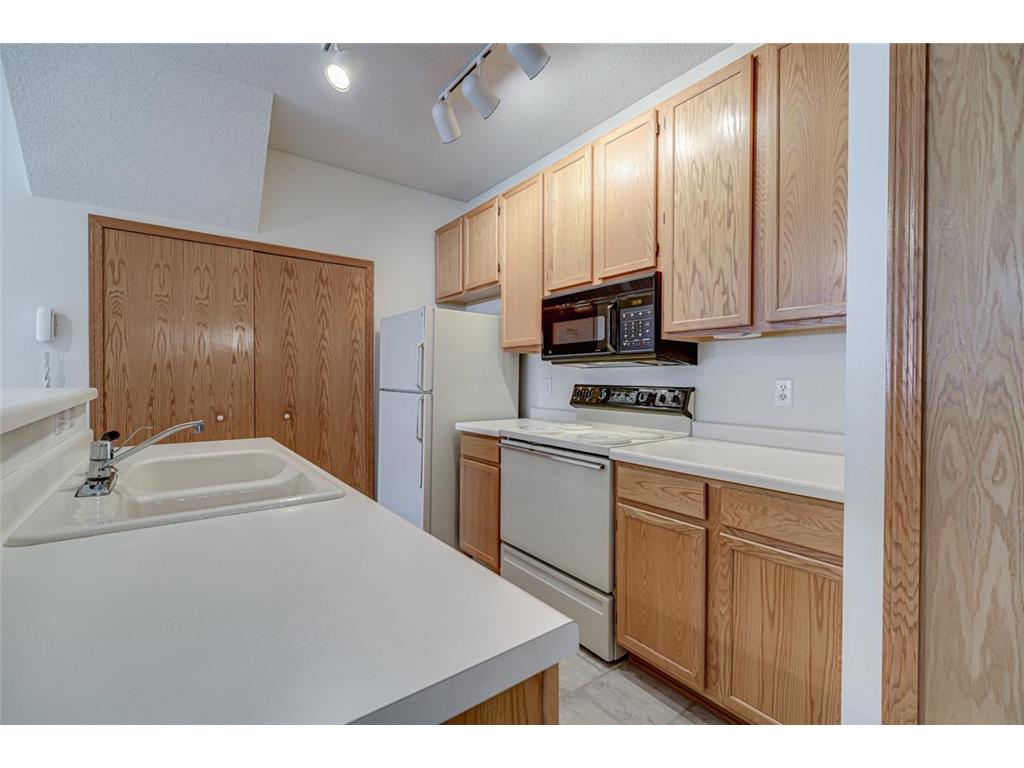 8372 Kimball Drive Eden Prairie MN 55347 7045695 image15
